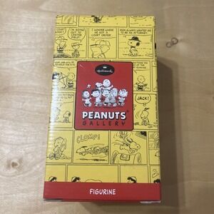 2000 Hallmark Peanuts Gallery Charlie Brown Figurine Limited Edition - NEW